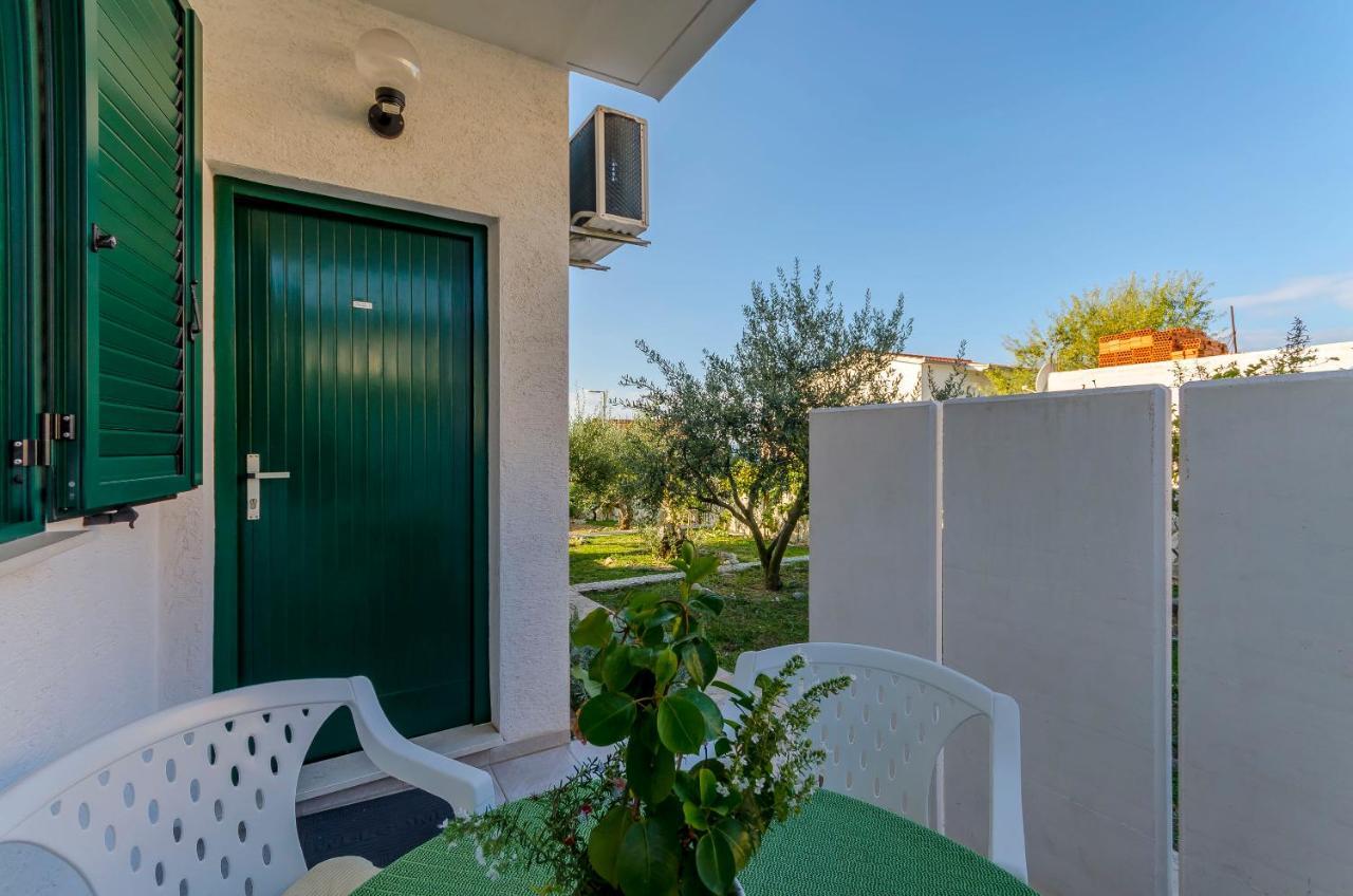 Apartments Mate Trogir Exterior foto