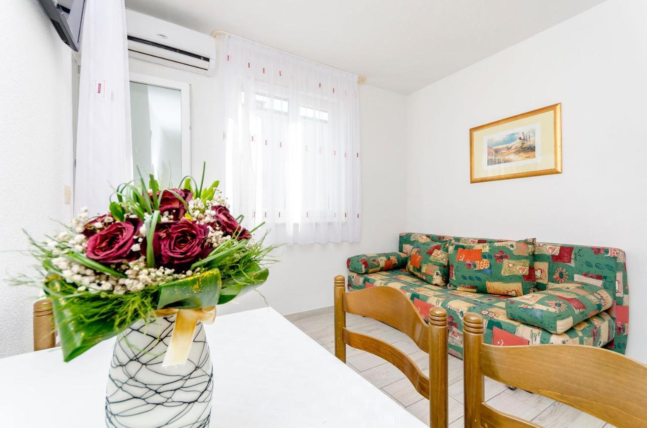 Apartments Mate Trogir Exterior foto