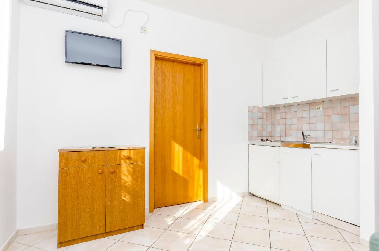 Apartments Mate Trogir Exterior foto