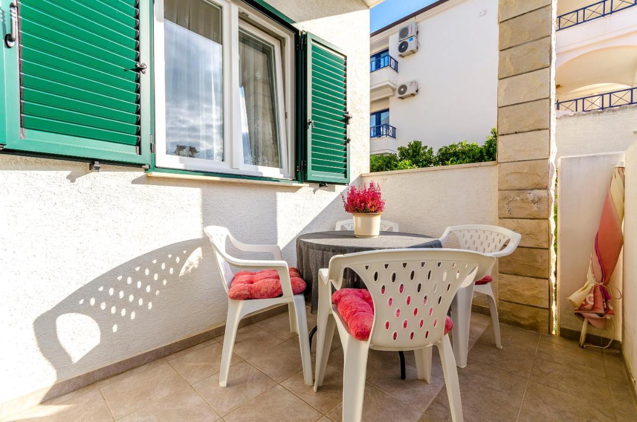 Apartments Mate Trogir Exterior foto