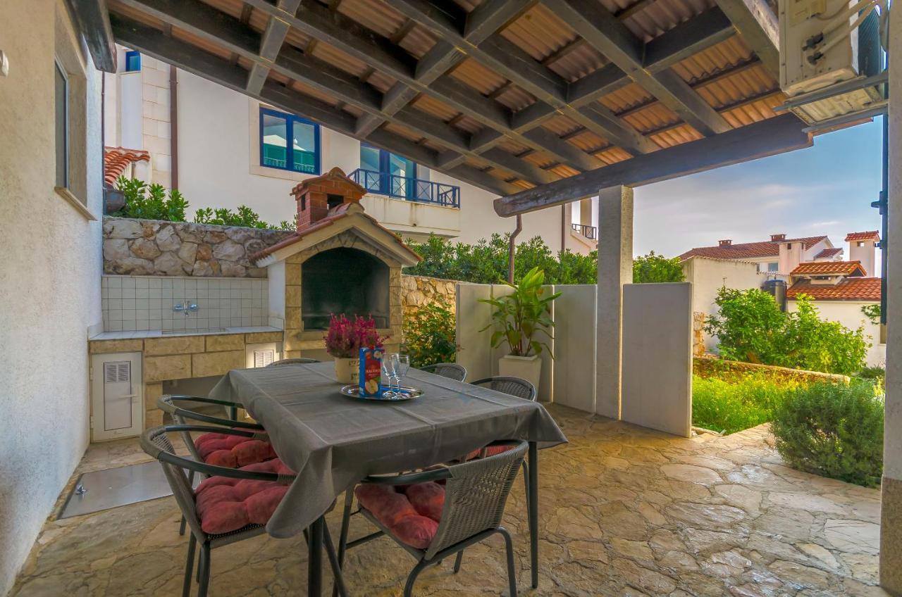 Apartments Mate Trogir Exterior foto